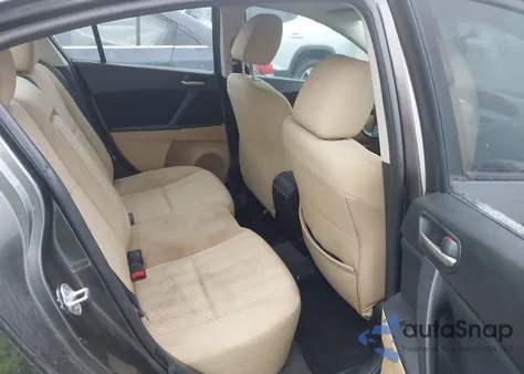 2010 Mazda Mazda3 I Touring z USA, uszkodzony, nr VIN JM1BL1SF5A1230975